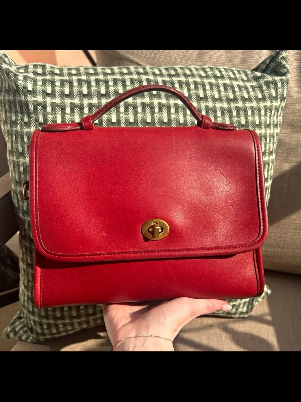 Vintage Coach Court Bag 9870 in red glove-tanned leather